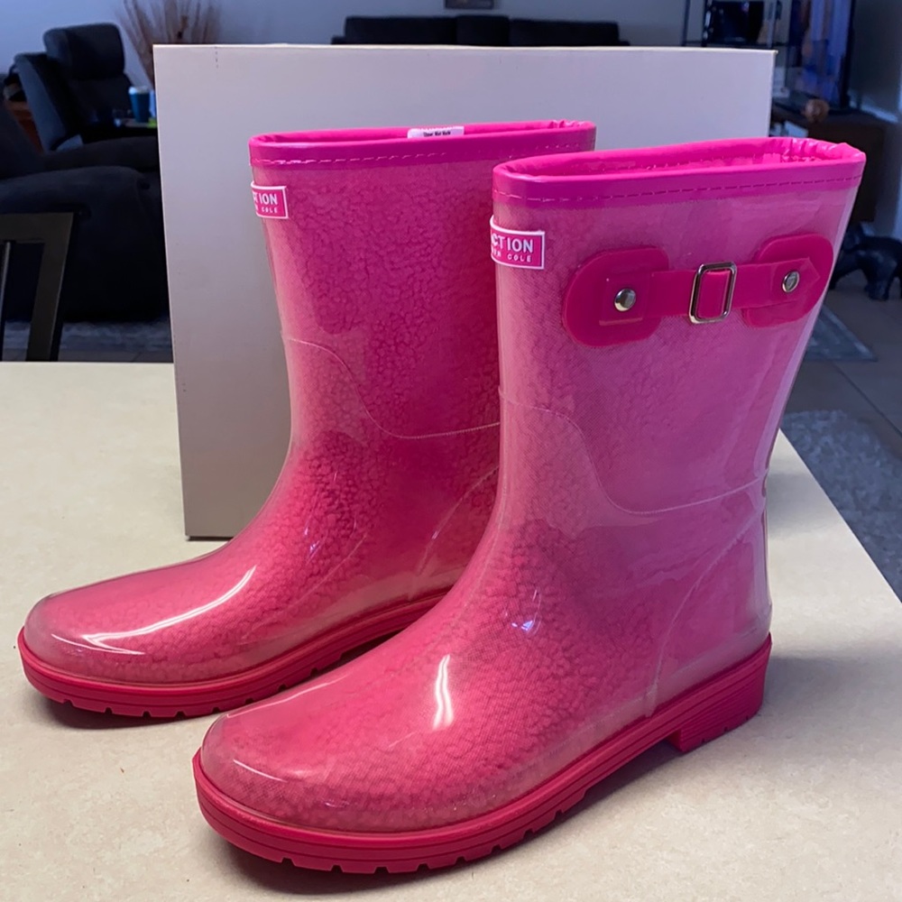Kenneth Cole Reaction Rain Boots